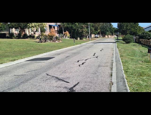 LAND FOR SALE IN FRAAIUITSIG